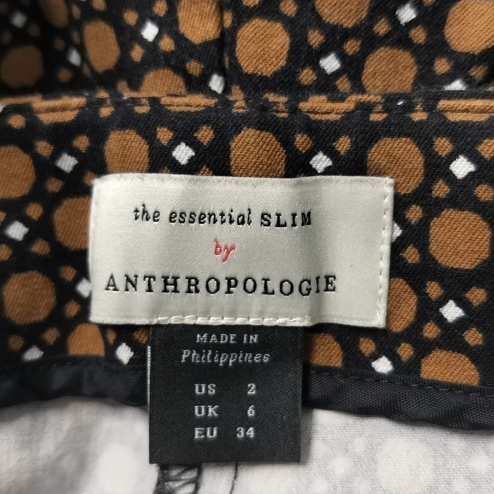 1810) Anthropologie The Essential Women's Cropped Pant in Brown Motif Size 2